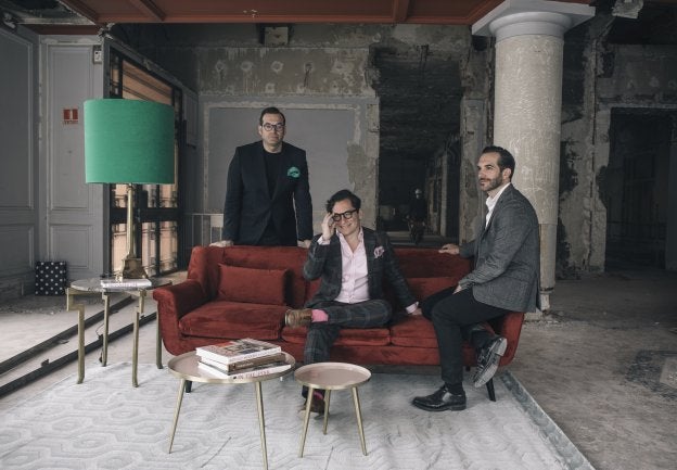 Los Sandoval se enamoraron del palacete que antaño ocupó la discoteca Archy, en la calle Marqués de Riscal, y en este espacio han abierto su nuevo restaurante.