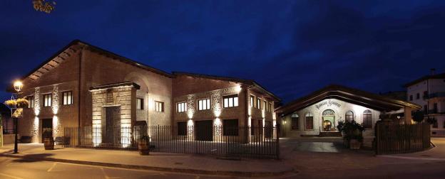 Bodegas Riojanas fueron fundadas en 1890 en Cenicero y es una de las bodegas con más tradición histórica de la DOCa Rioja. :: l.r./