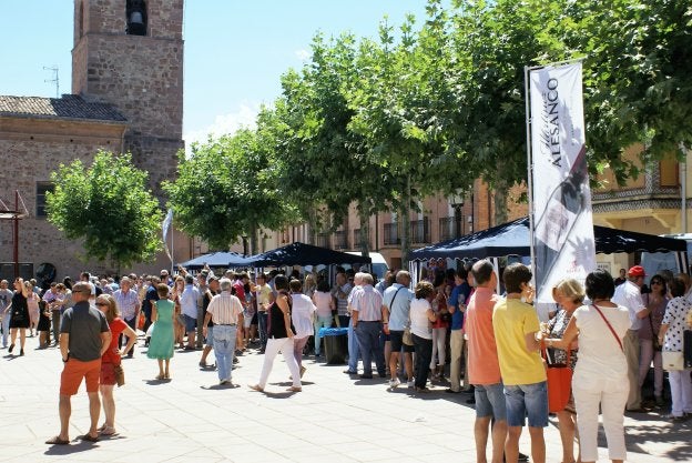 El ambiente de ayer en Badarán fue excepcional, con mucha gente en sus calles.