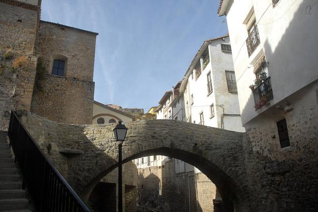 Vista de una de las calles de Soto en Cameros. /A.I.