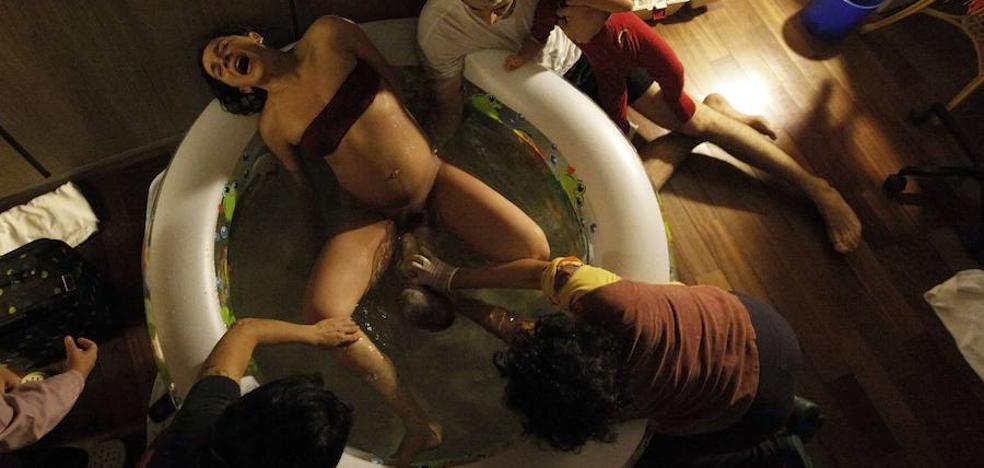 El dilema de dar a luz en casa