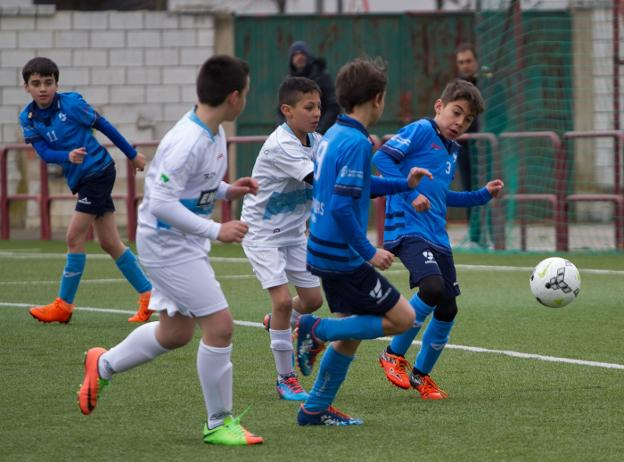 Logroño Cup. Partido entre el Comilas y el Balsamaiso, en fútbol 8./