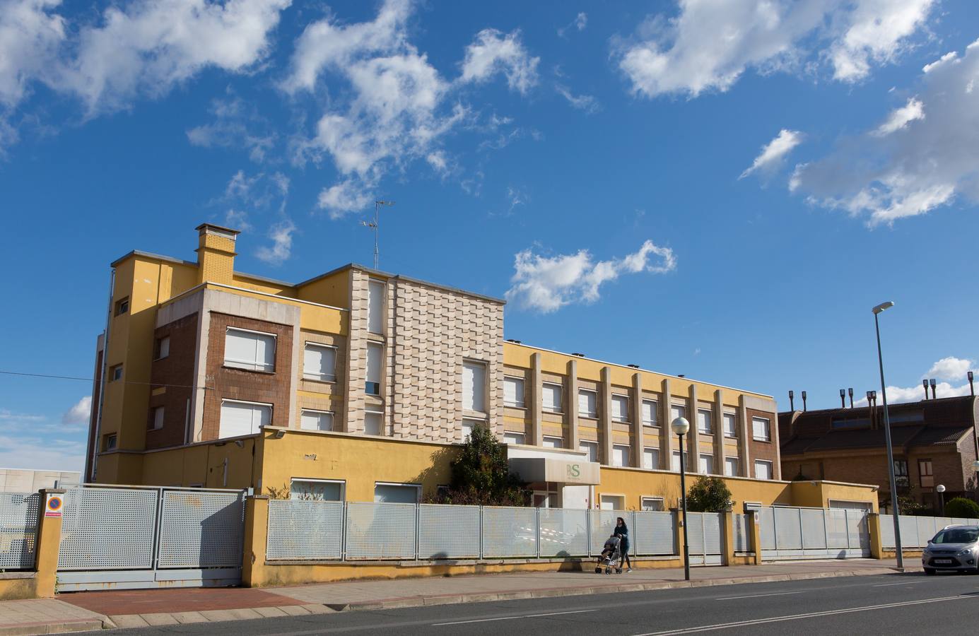 El PSOE , contra la conversión en comercial del solar de la antigua Valvanera