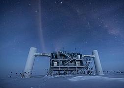 Observatorio antártico de neutrinos Icecube. / IceCube/