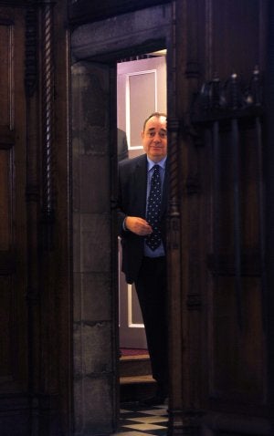 El primer ministro escocés, Alex Salmond, impulsor del referéndum de independencia. ::
AFP/