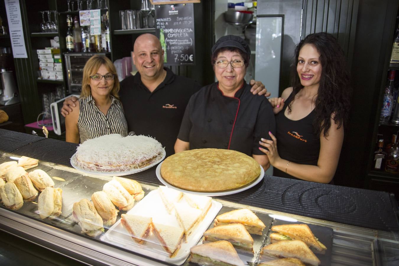 «Tranquila, mamá, que como bien»