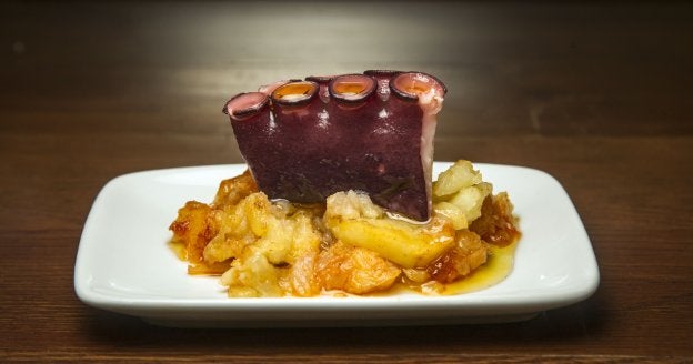 El exquisito pulpo a la gallega del Bueno Bueno