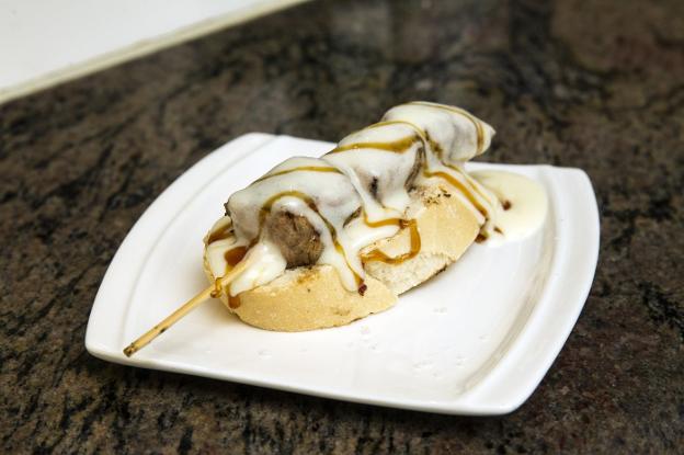 Maravillosas brochetas de solomillo