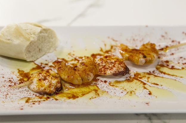 NUESTRAS TAPAS
Pulpo y langostino para no fallar