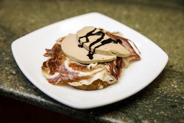 Foie, ibérico, patata y Módena