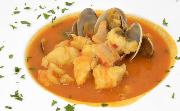 La receta de hoy de Javier Romero: sopa de pescado y marisco