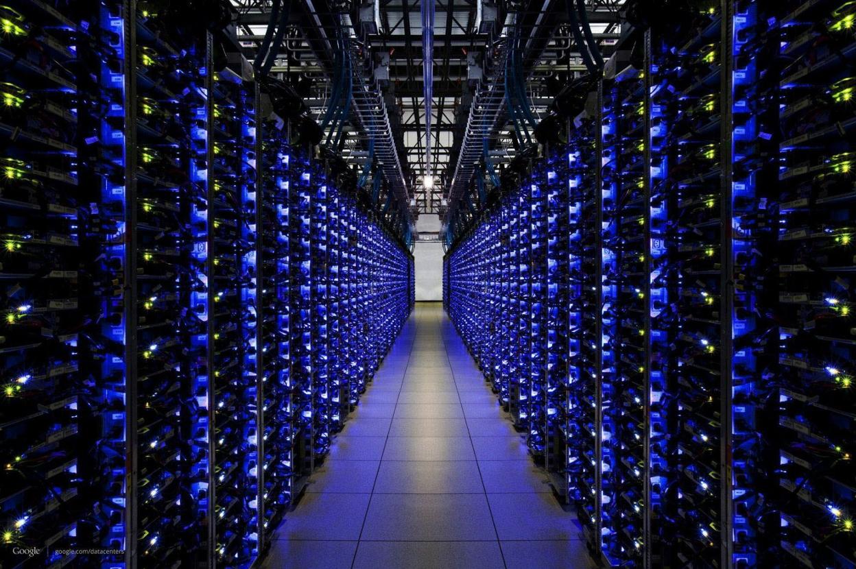 Interior del centro de datos de Google en Douglas County, Georgia (EE UU). /EFE