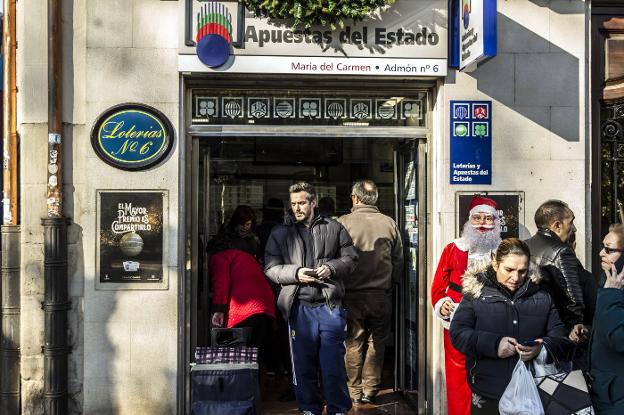 Los riojanos elevan su gasto en lotería de Navidad y se jugarán este año unos 90 euros por persona