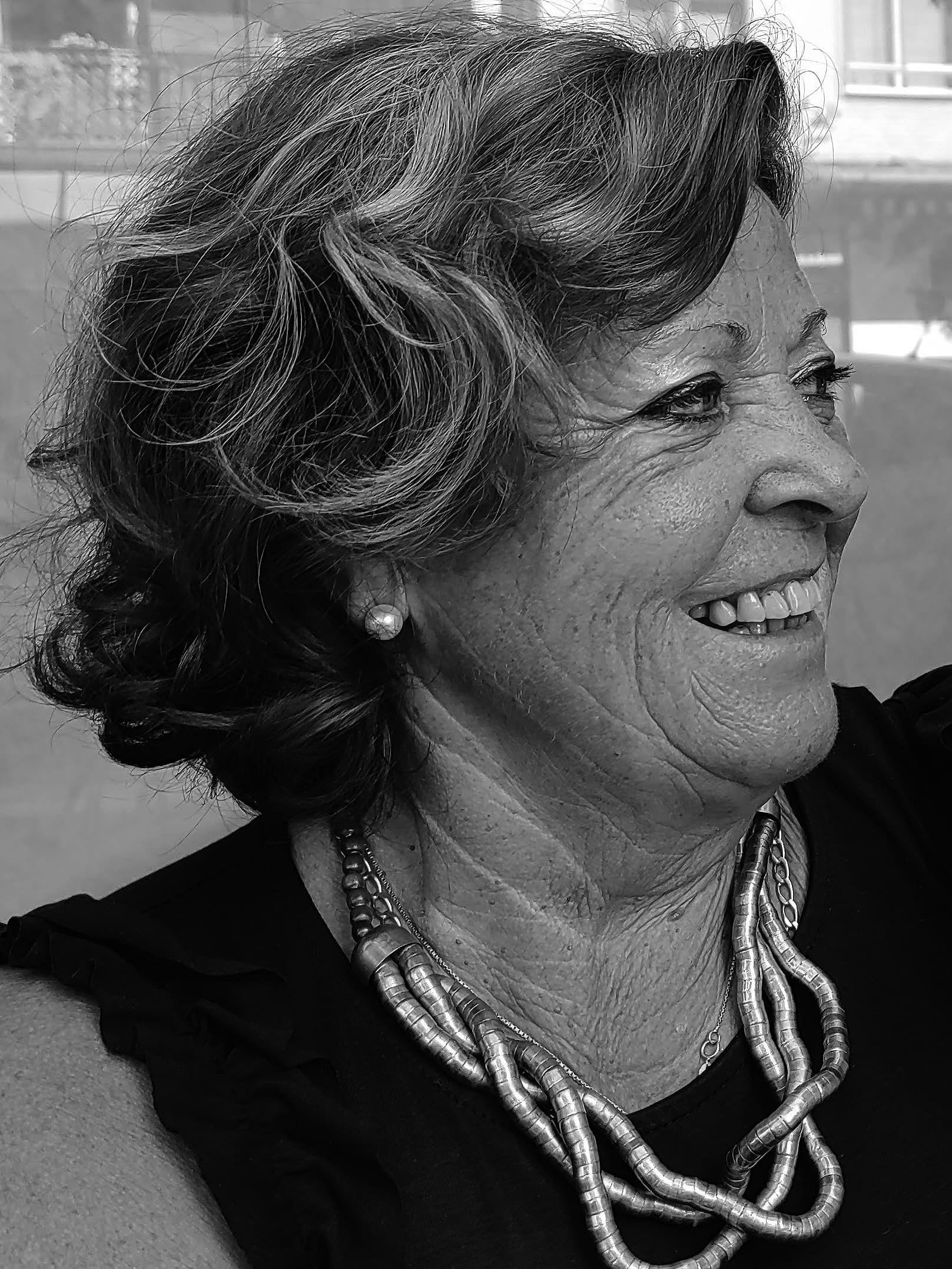 Doña Pilar Sáenz de Buruaga Sáenz