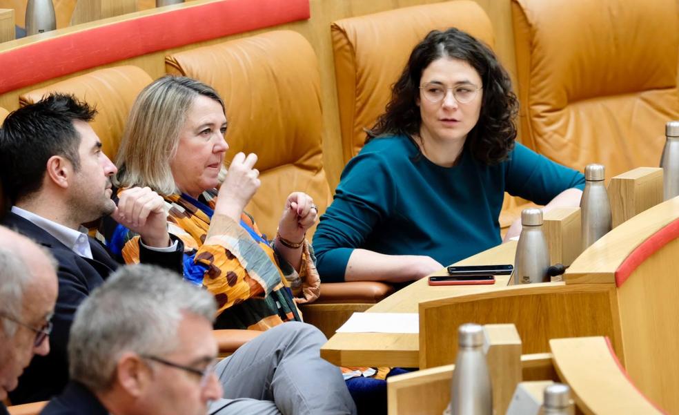 La Ley de Acompañamiento sale adelante con la mayoría de PSOE e IU y la ausencia de voto de PP y Cs