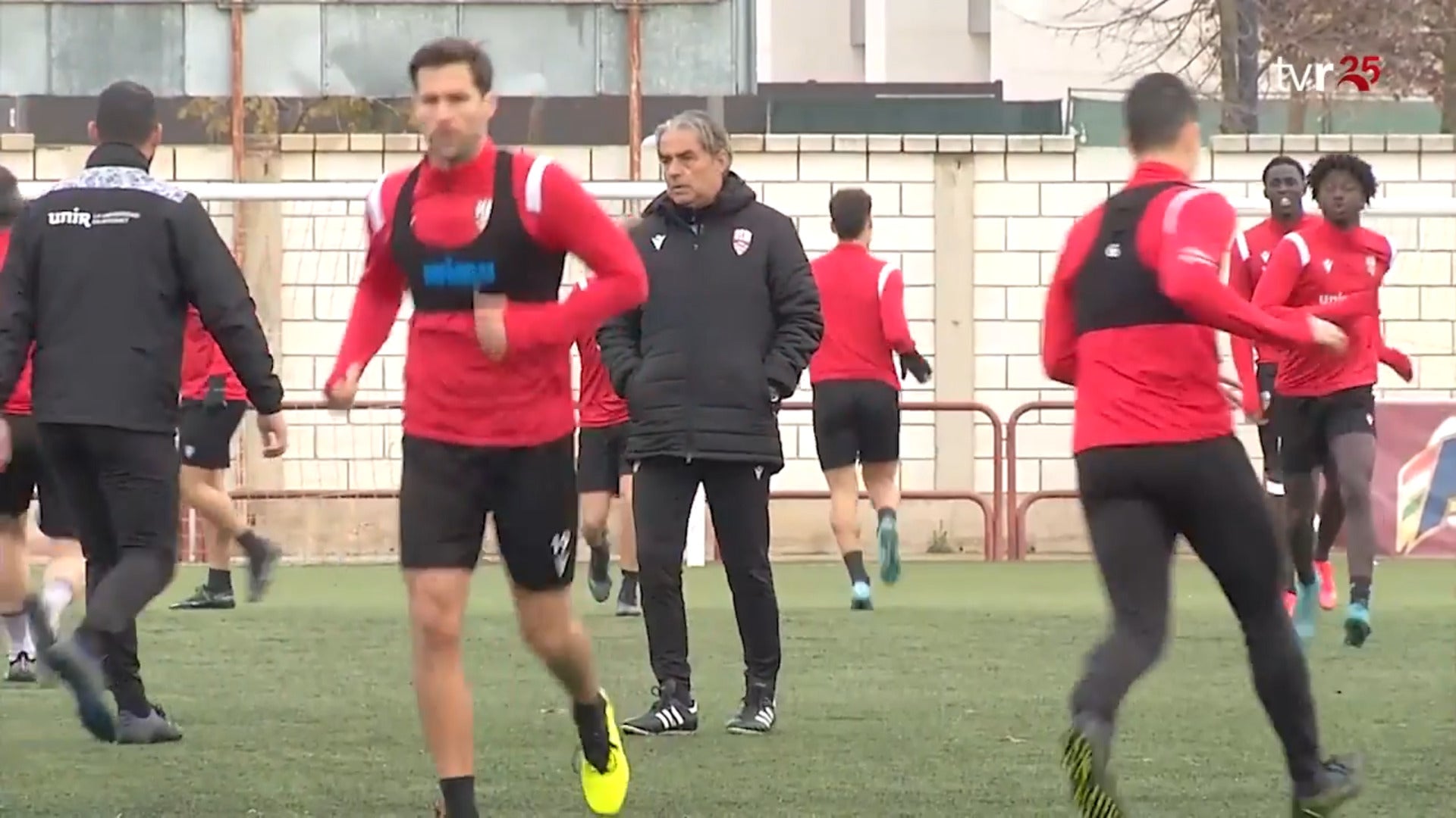 Natxo González continúa al frente de la UD Logroñés