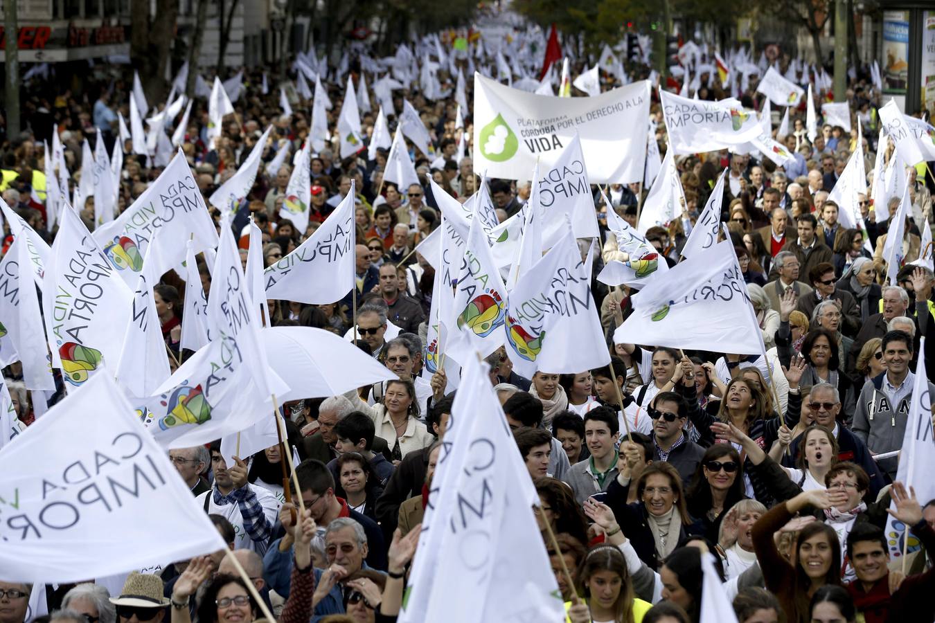 Miles de personas exigen a Rajoy que «erradique» el aborto