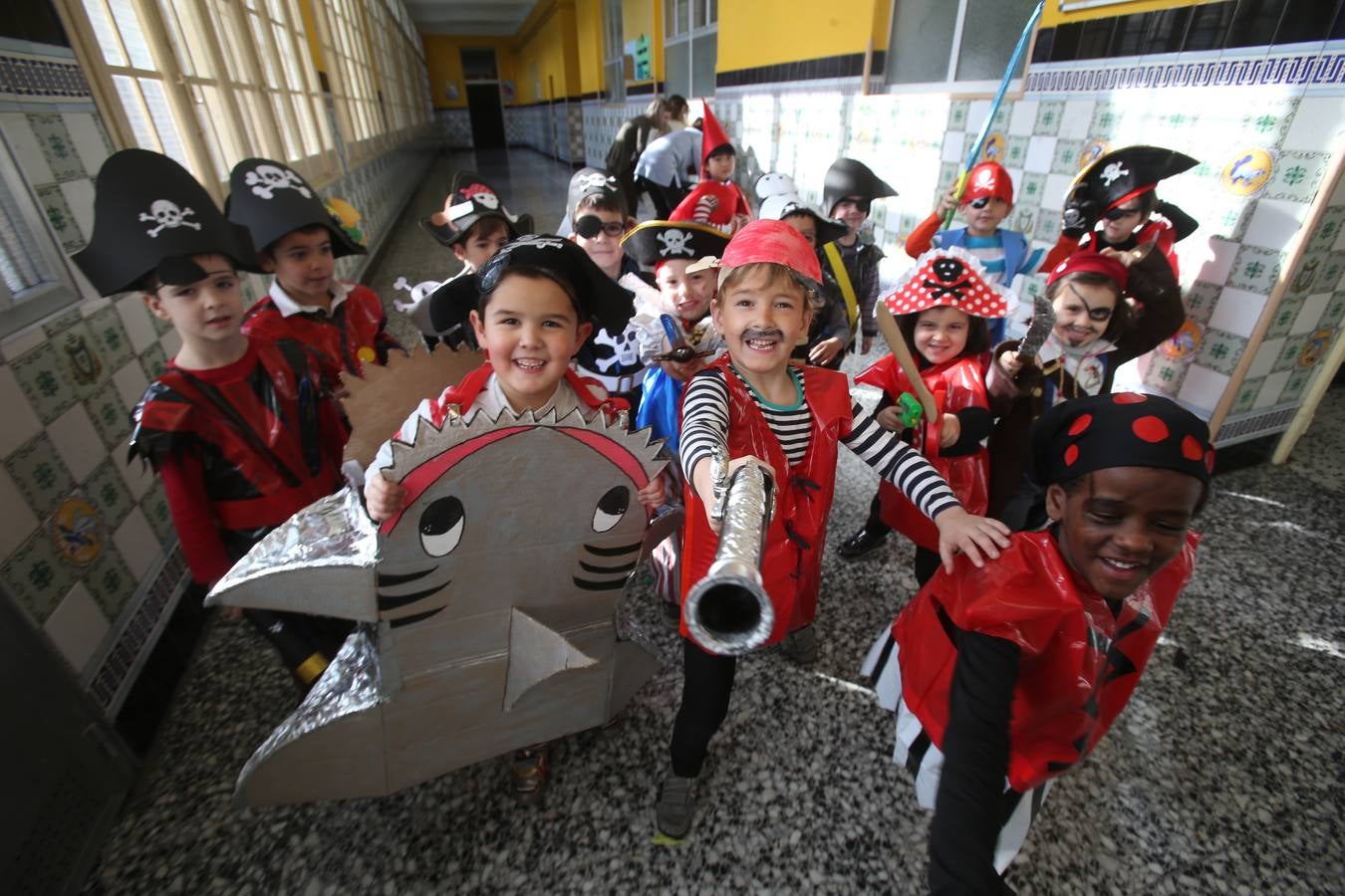 Los niños de Escolapios se difrazan por Carnaval