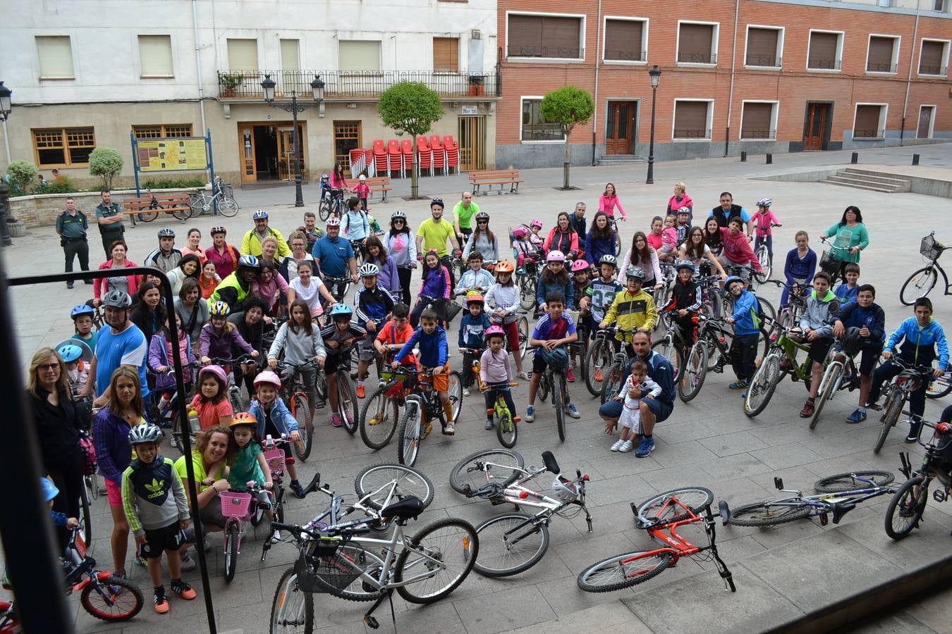 Bicicletada en Baños del Río Tobía