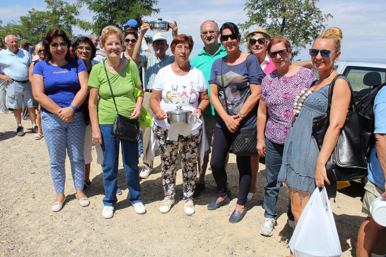 Santo Domingo y Grañón se encuentran en el homenaje en la Cruz de los Valientes