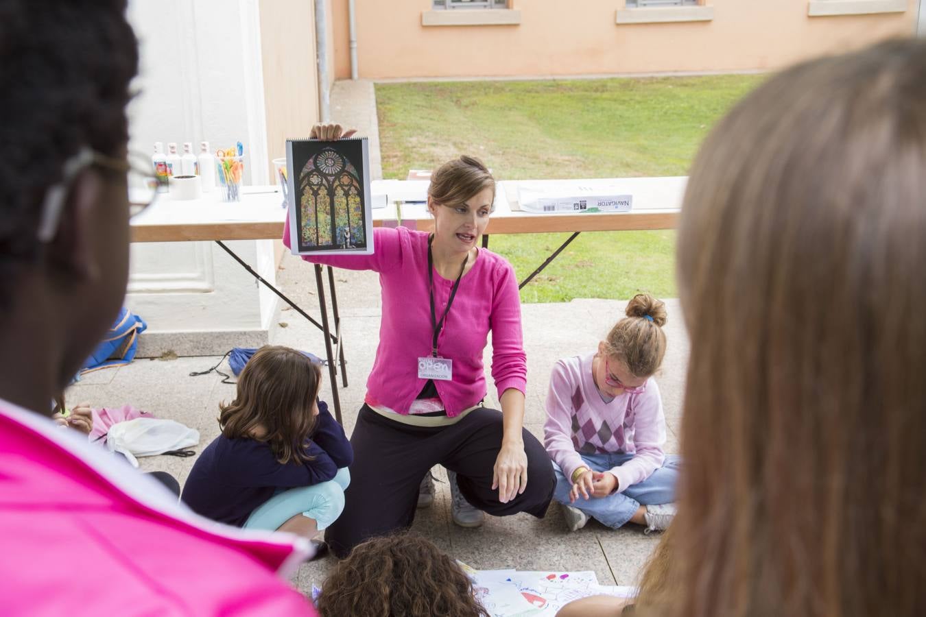 Talleres artísticos para chavales en la Bene