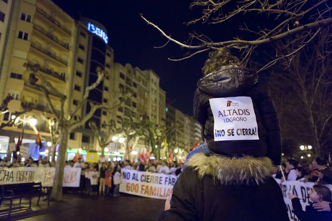 Los trabajadores de Altadis reciben el apoyo de 4.000 personas en su manifestación en Logroño