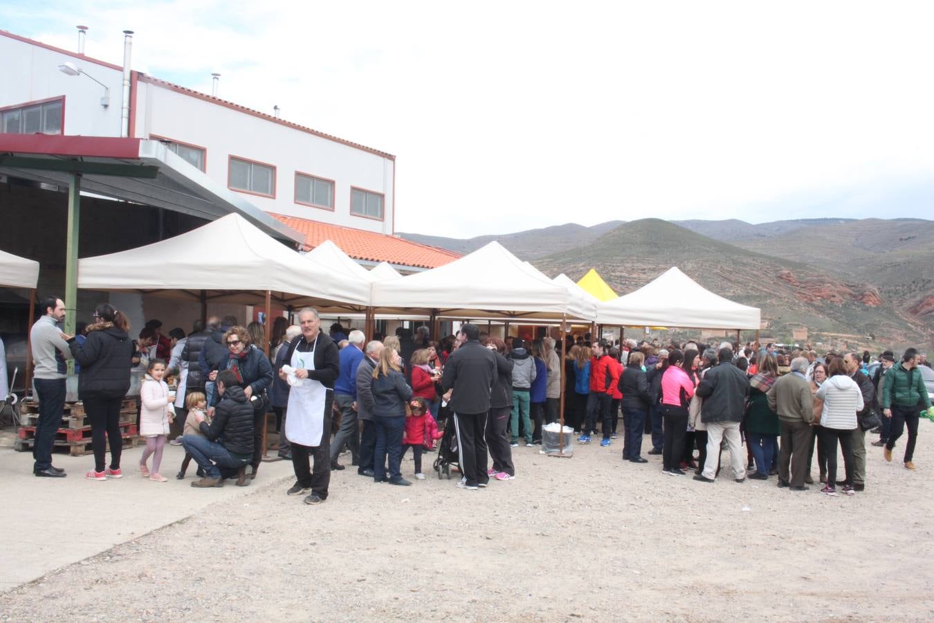 Fiesta de la pringada en Santa Eulalia Bajera