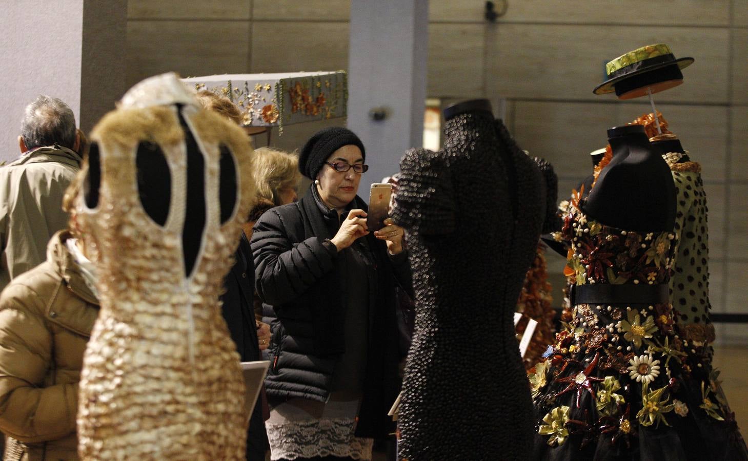 Calahorra muestra en Fitur la exposición 'Verduras de moda. Diseños de la Pasarela Ciudad de la Verdura'