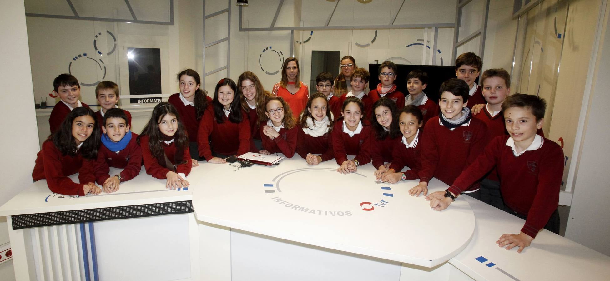 Los alumnos de 6º D de Jesuitas visitan la multimedia de Diario LA RIOJA