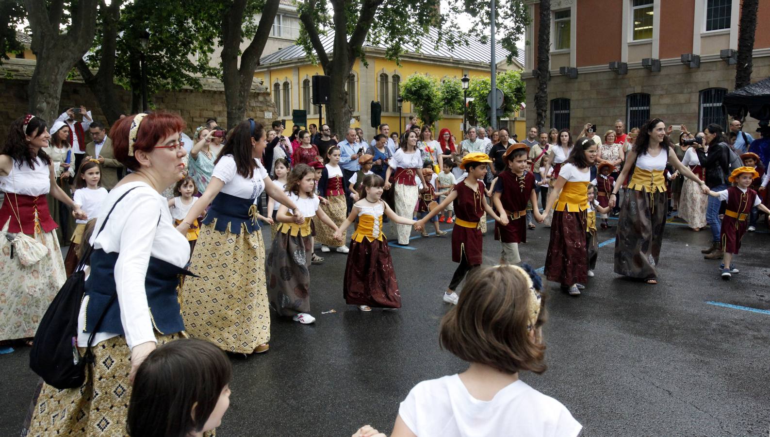 Los niños de las ludotecas municipales ofrecen el pregón de San Bernabé