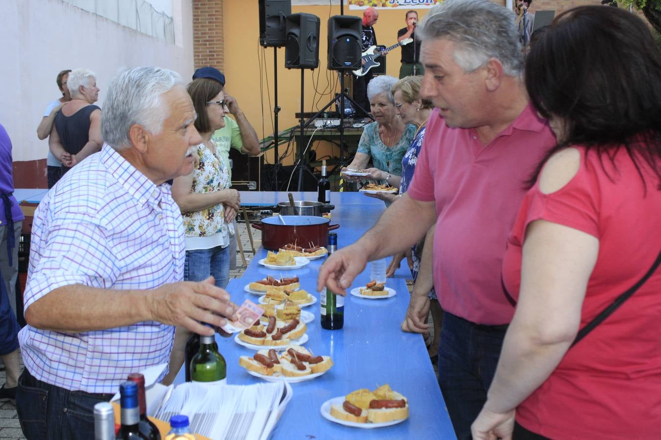 Mercadillo solidario