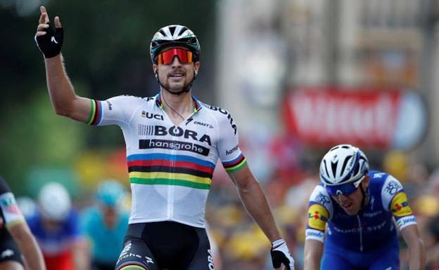 Sagan vence en la primera llegada en alto