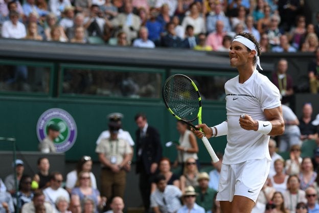 Rafa Nadal reduce a Khachanov