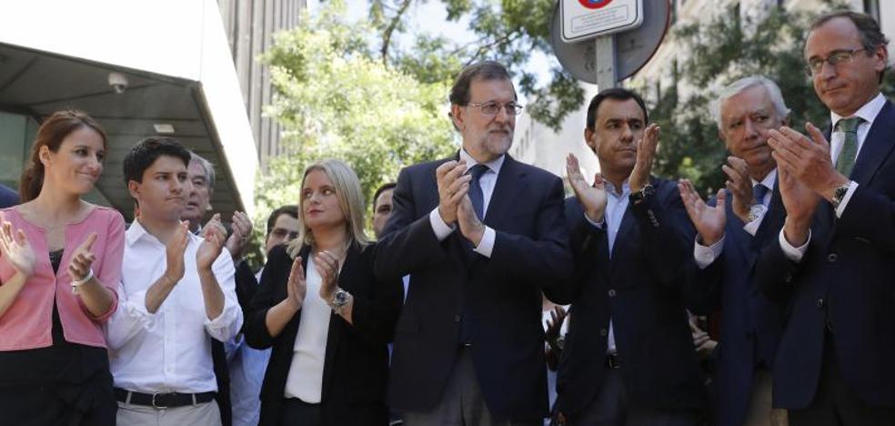 Rajoy reivindica la trascendencia del espíritu de Ermua en la lucha contra ETA