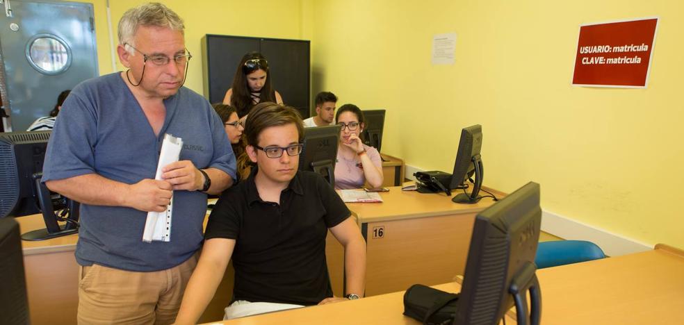 Los jóvenes riojanos se inclinan por estudiar ingenierías técnicas a diferencia de otras regiones