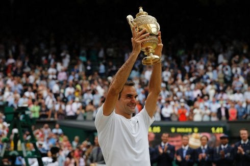 Federer es el rey de Wimbledon