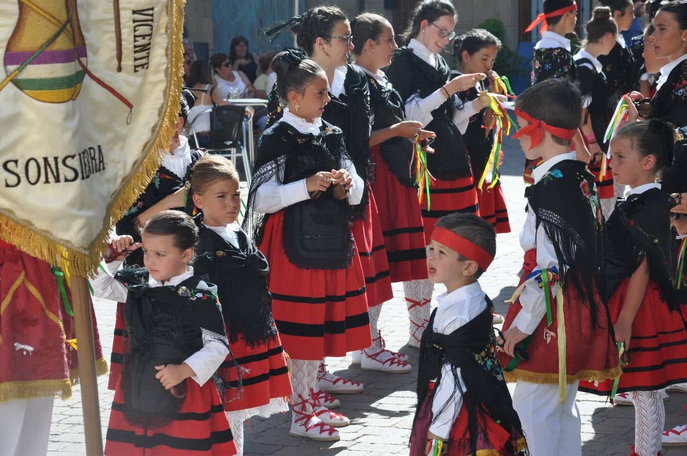 Festival de danzas en San Vicente de la Sonsierra