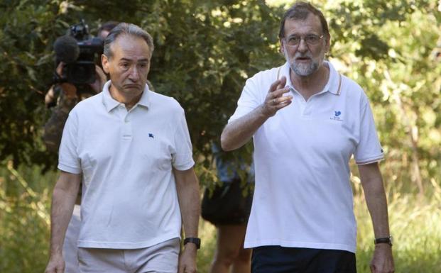 Rajoy no descarta reunir al Consejo de Ministros el 16 agosto por Cataluña