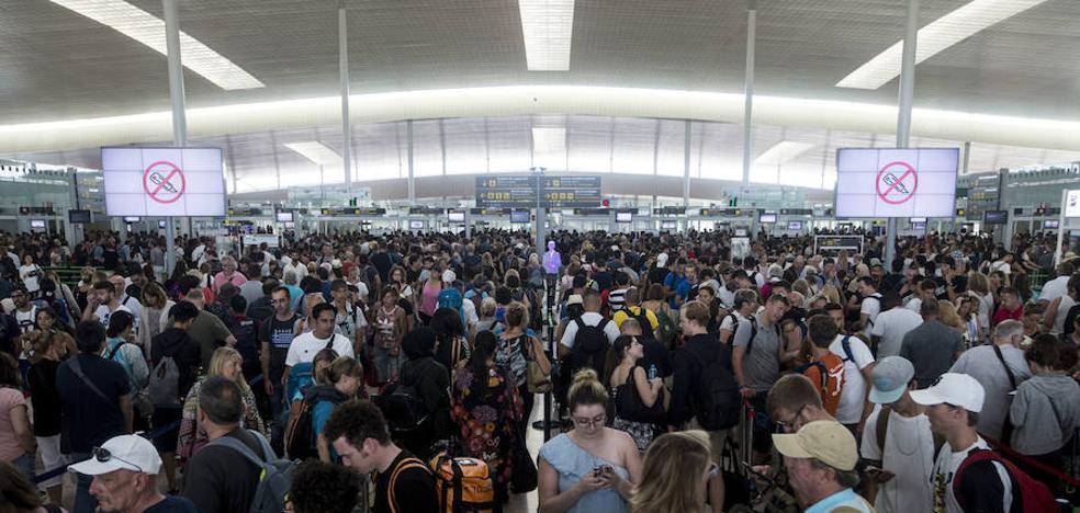 Los vigilantes de El Prat votarán de nuevo el domingo la propuesta del mediador