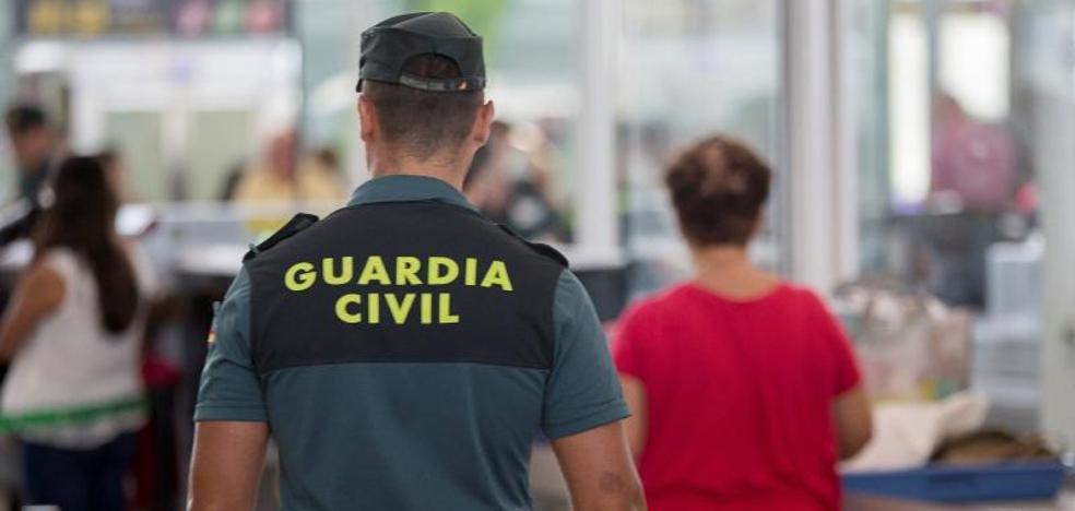 Primer día de huelga indefinida en El Prat, primer día sin apenas colas