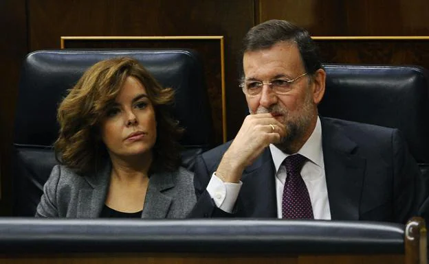 El Parlament se querellará contra Rajoy y Santamaría por no ir a una comisión de investigación