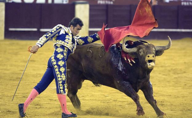 Juan José Padilla, ‘El Fandi’ y Varea, en la corrida del 31