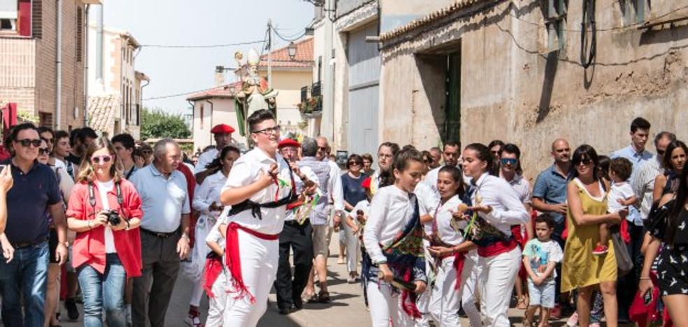 San Torcuato continúa sus fiestas con la procesión