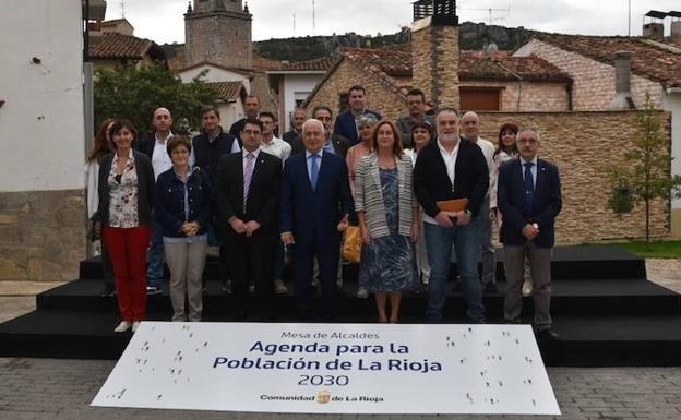 Una mesa para salvar a los pueblos