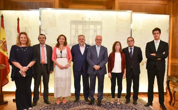 La Rioja se suma a la Fundación Francisco Luzón contra la ELA