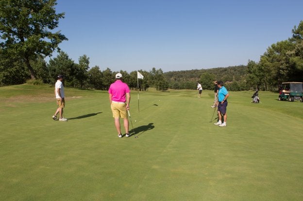 TVR cita a los golfistas en Sojuela