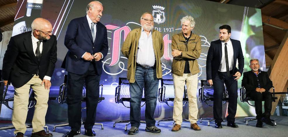 Fernando Savater: «Algunos personajillos deberían llevar una temporada en la cárcel»