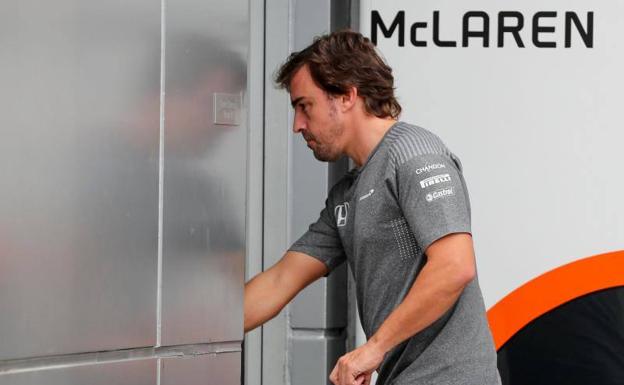 Alonso y McLaren: la renovación que no llega