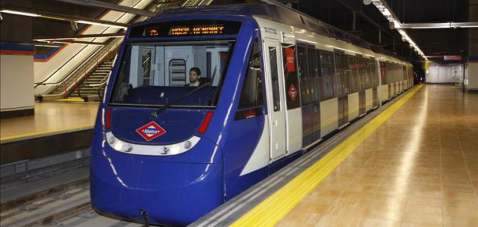 Dos detenidos tras disparar una pistola de fogueo en el Metro de Madrid