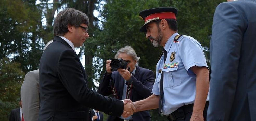 Trapero prohíbe a los Mossos hacer «uso de la fuerza» para desalojar los colegios electorales